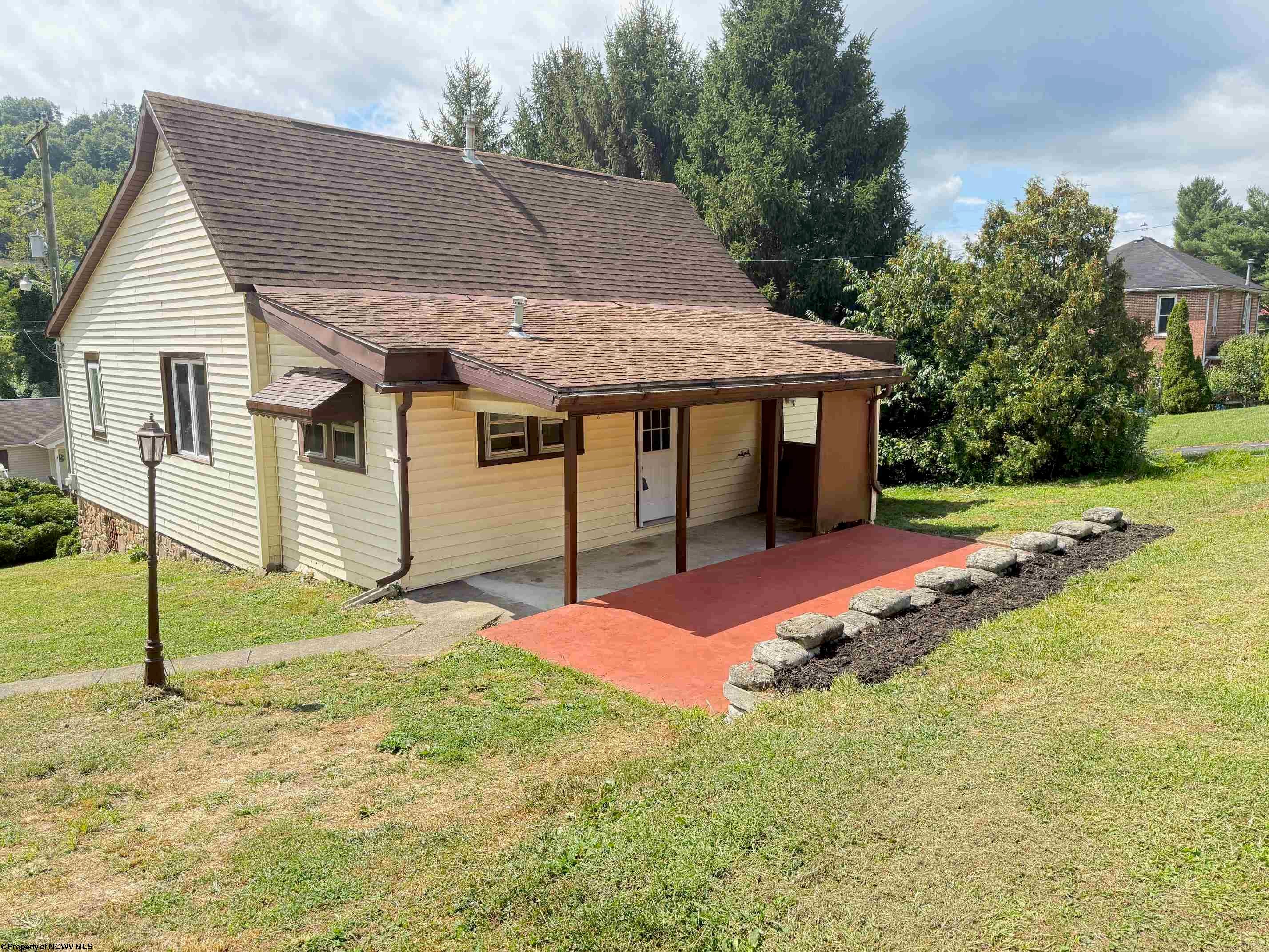 1352 Limestone Run Road Clarksburg, WV 26301 - Photo 6 of 36 Gallery Image 6