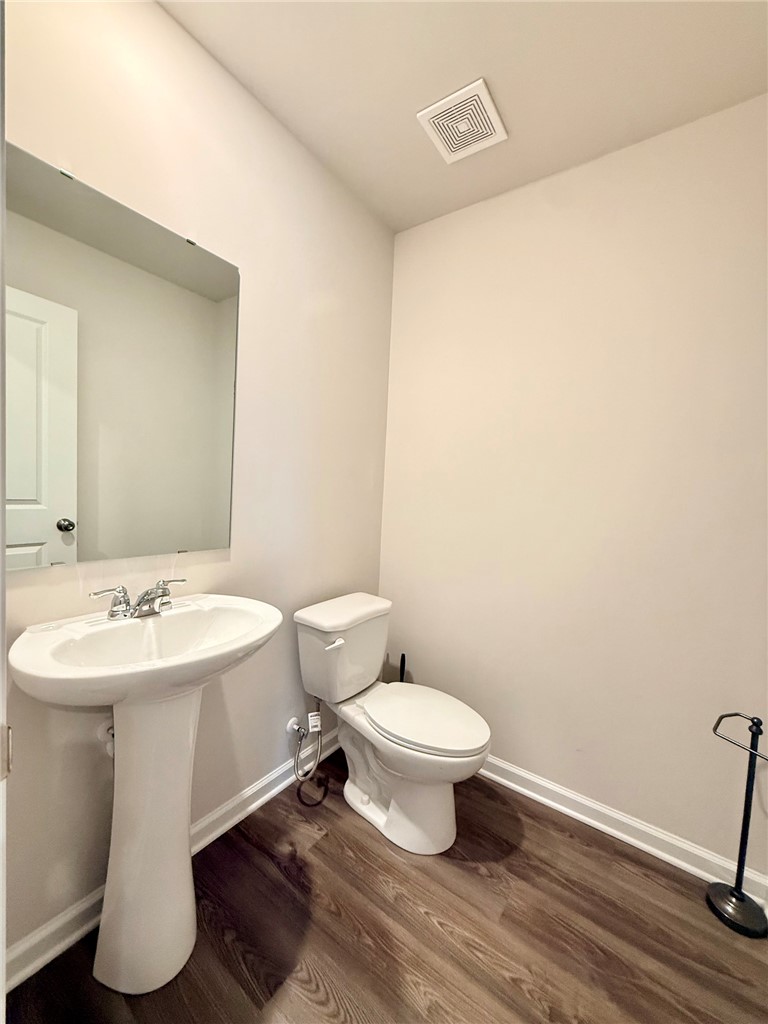 403 Chadwick Lane Walhalla, SC 29691 - Photo 31 of 38 Half bath on main level