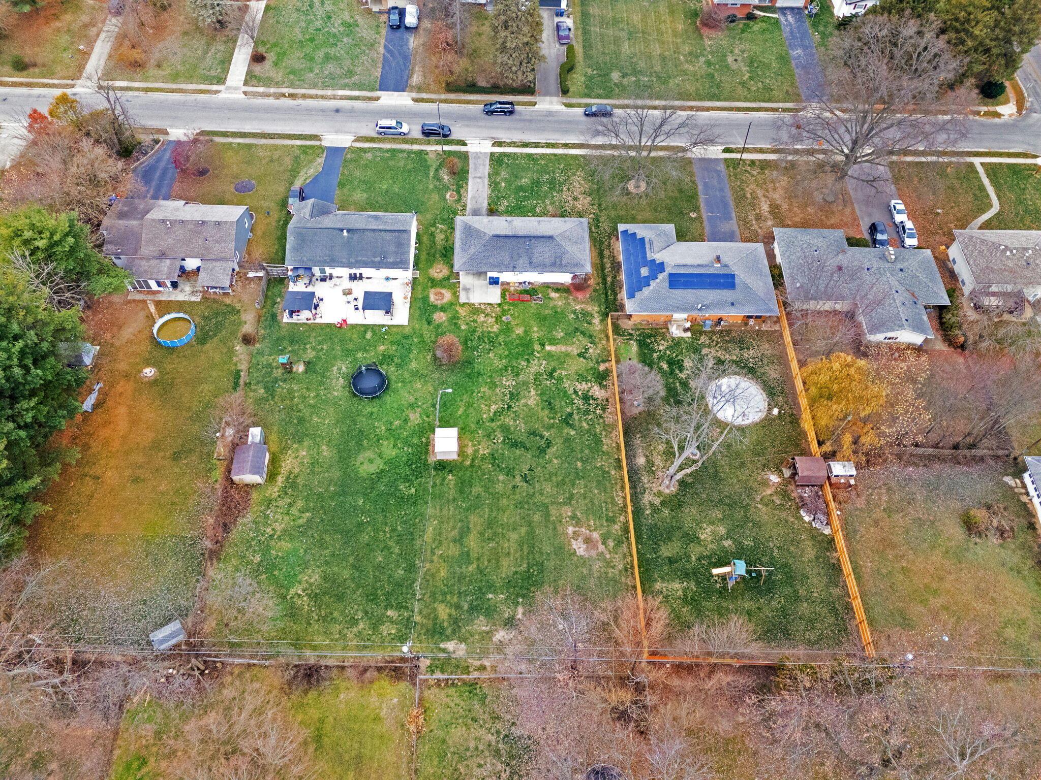 856 Bernhard Road Columbus, OH 43213 - Photo 20 of 20 41-web-or-mls-DJI_20241203100129_0008_D