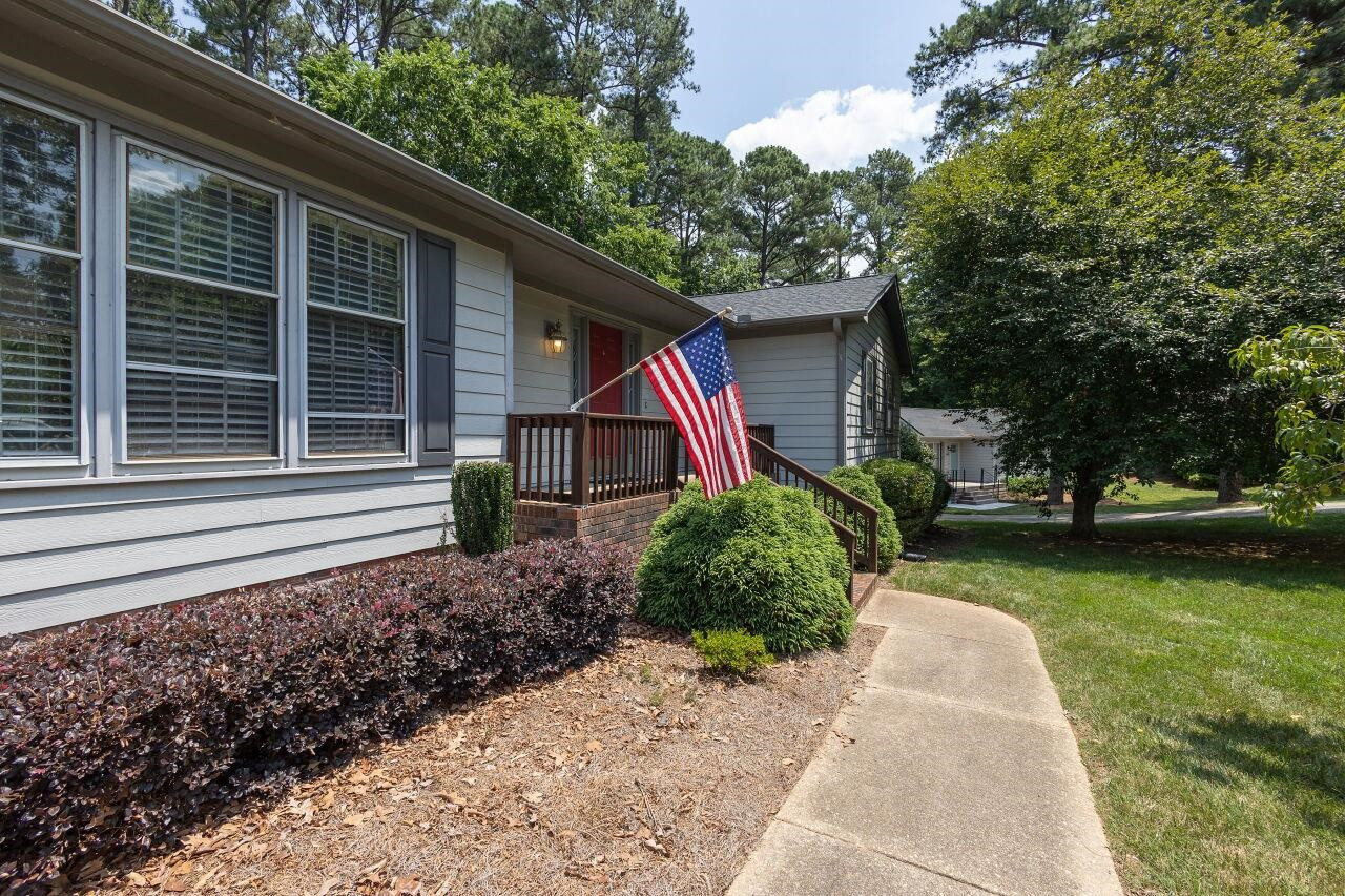 4808 Waybridge Court Raleigh, NC 27606 - Photo 3 of 29 Photo 3