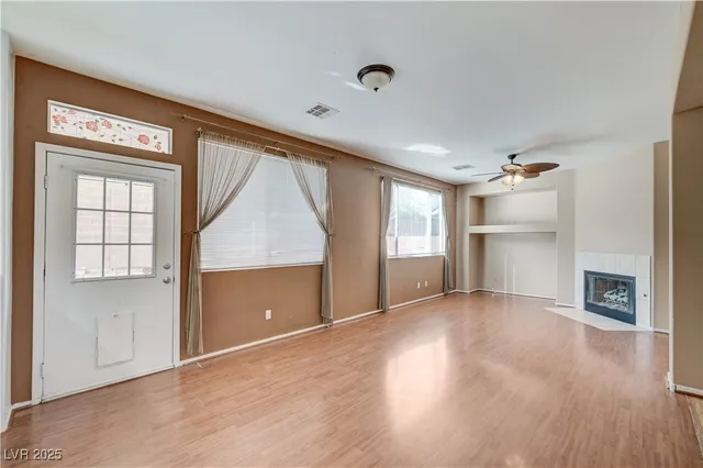 $2,100 | 1829 North Drifters Peak Street, Las Vegas, NV 89144