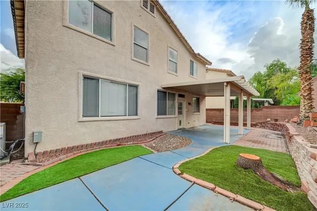 $2,100 | 1829 North Drifters Peak Street, Las Vegas, NV 89144