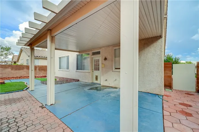 $2,100 | 1829 North Drifters Peak Street, Las Vegas, NV 89144