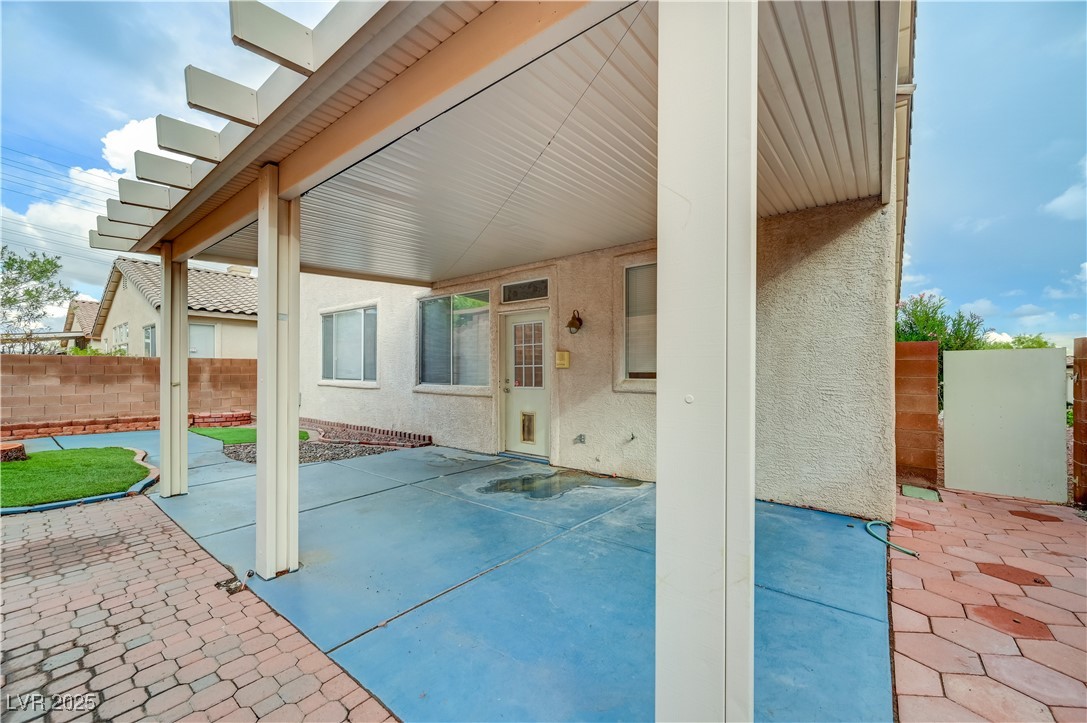 1829 North Drifters Peak Street Las Vegas, NV 89144 - Photo 14 of 33