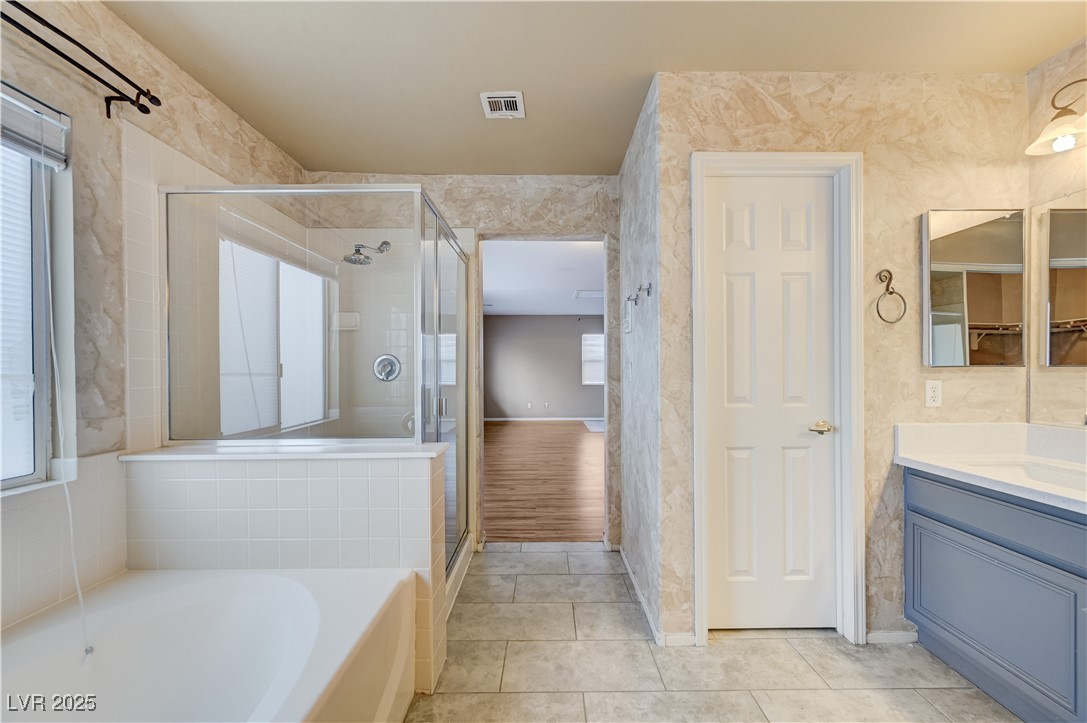 1829 North Drifters Peak Street Las Vegas, NV 89144 - Photo 18 of 33