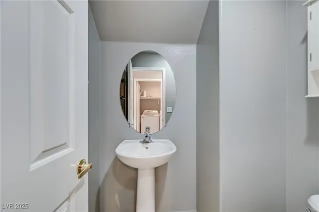 $2,100 | 1829 North Drifters Peak Street, Las Vegas, NV 89144