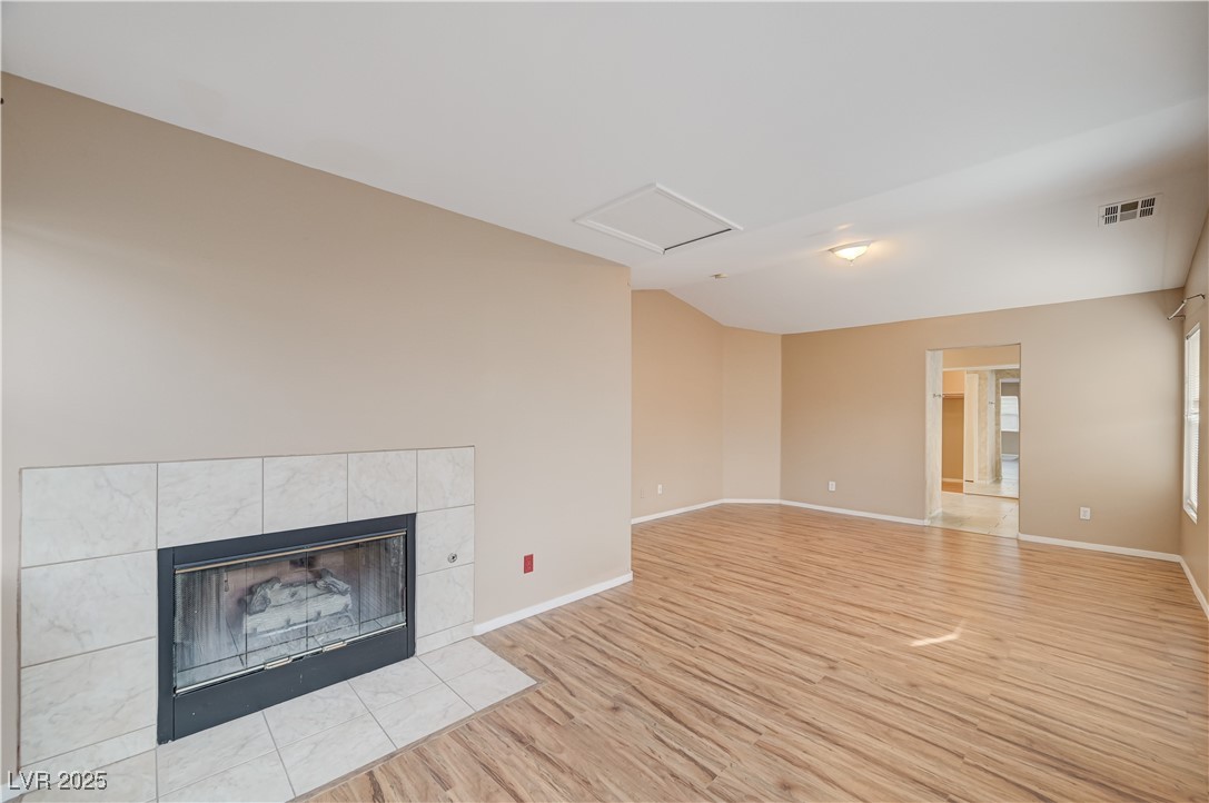 1829 North Drifters Peak Street Las Vegas, NV 89144 - Photo 23 of 33