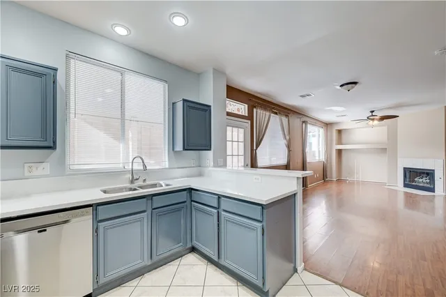 $2,100 | 1829 North Drifters Peak Street, Las Vegas, NV 89144