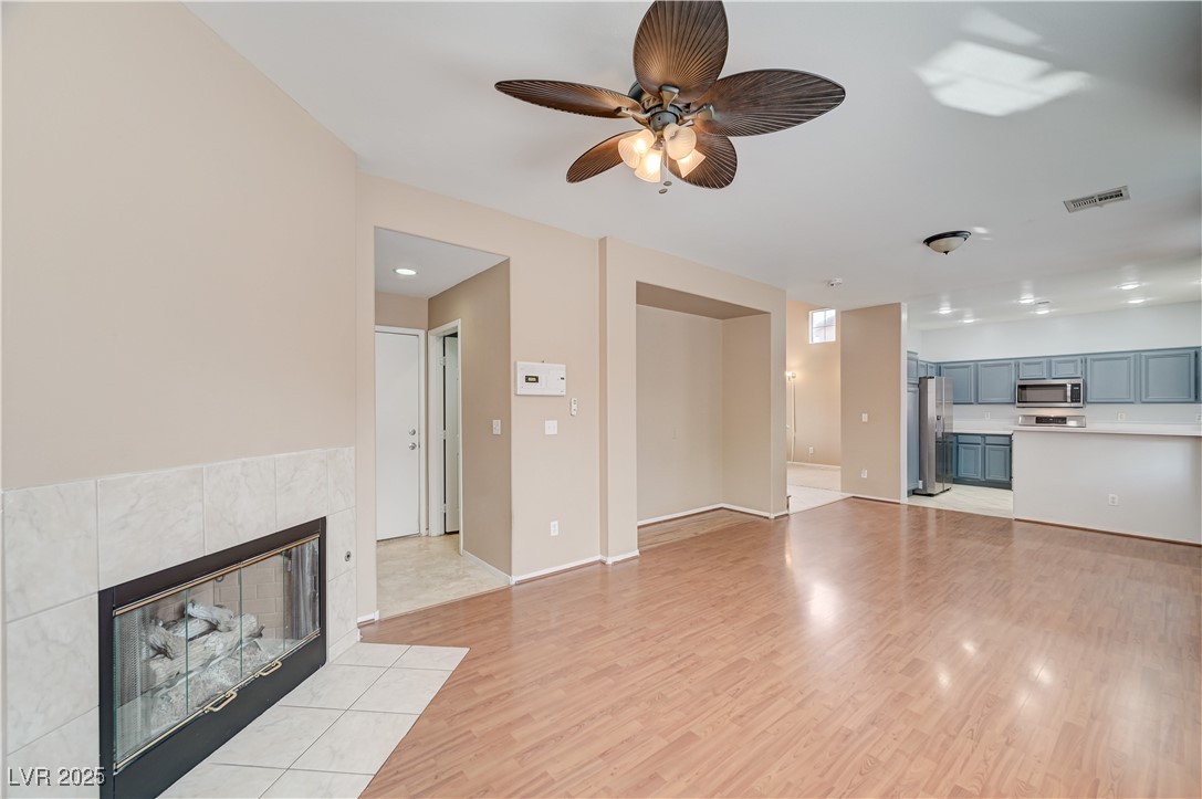 1829 North Drifters Peak Street Las Vegas, NV 89144 - Photo 9 of 33