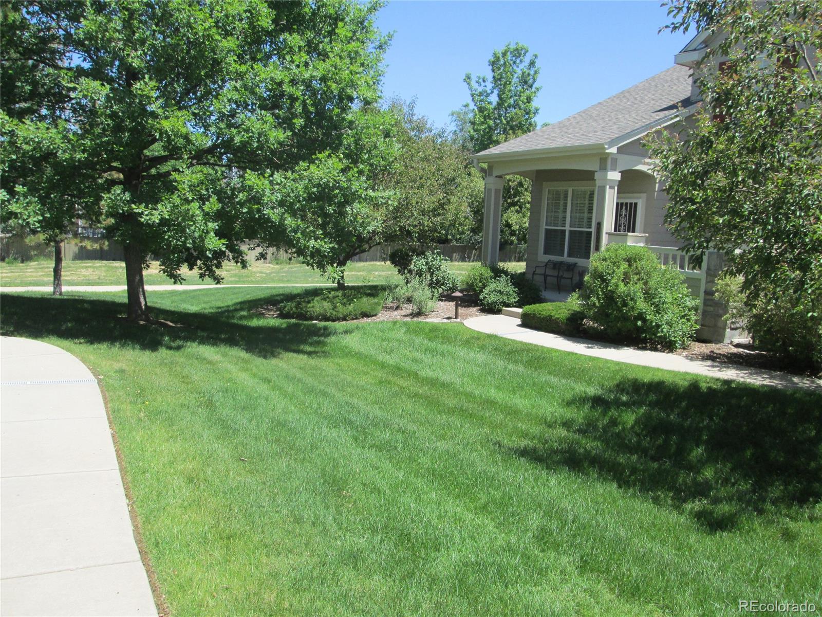 6537 Trailhead Road Highlands Ranch, CO 80130 - Photo 3 of 25