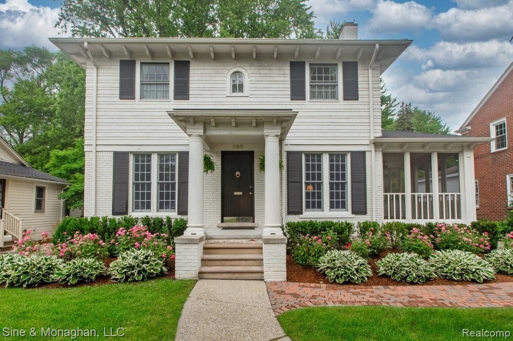 860 Rivard Boulevard Grosse Pointe, MI 48230 - Photo 1 of 44 002.jpeg-SMALL