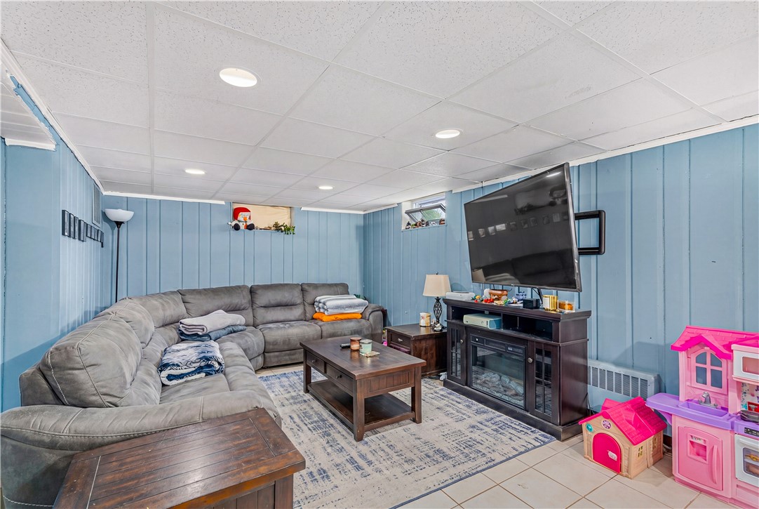 10 Booth Avenue Pawtucket, RI 02861 - Photo 22 of 48