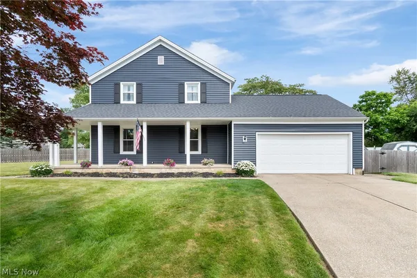 $394,900 | 7919 Windbur Circle Northwest, North Canton, OH 44720