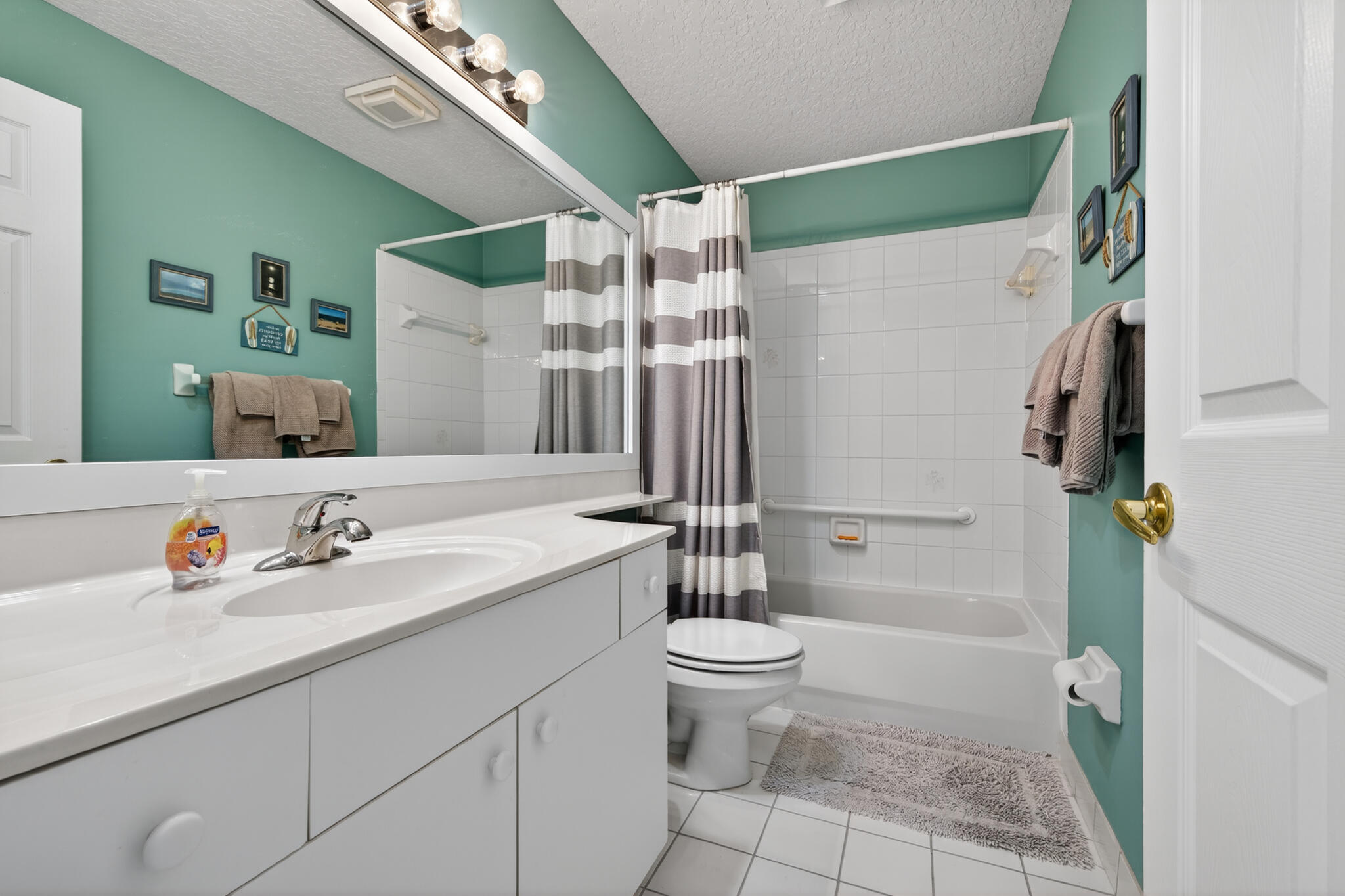 4325 Southeast Scotland Cay Way Stuart, FL 34997 - Photo 18 of 28 18