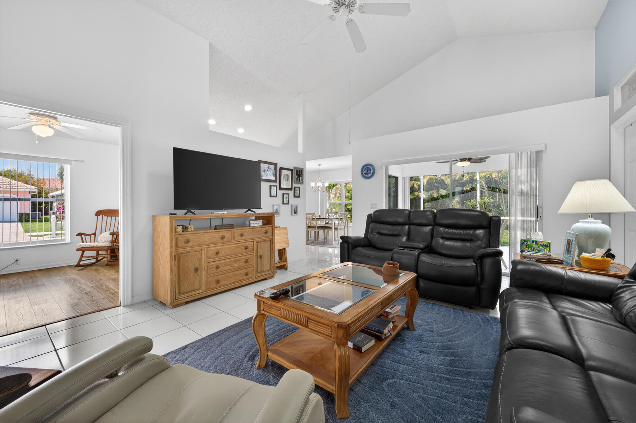 4325 Southeast Scotland Cay Way Stuart, FL 34997 - Photo 8 of 28 8