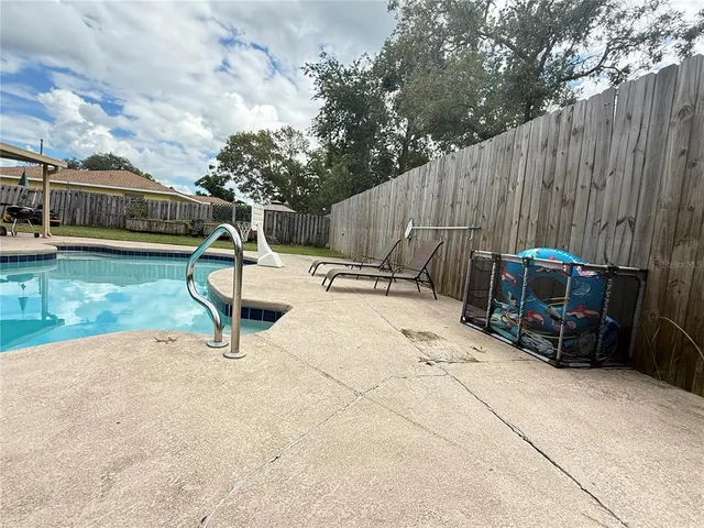 $230,000 | 6940 Southeast 52nd Street, Ocala, FL 34472