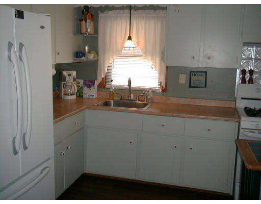 24 Curtis Road Canton, MA 02021 - Photo 4 of 10 Gallery Image 4