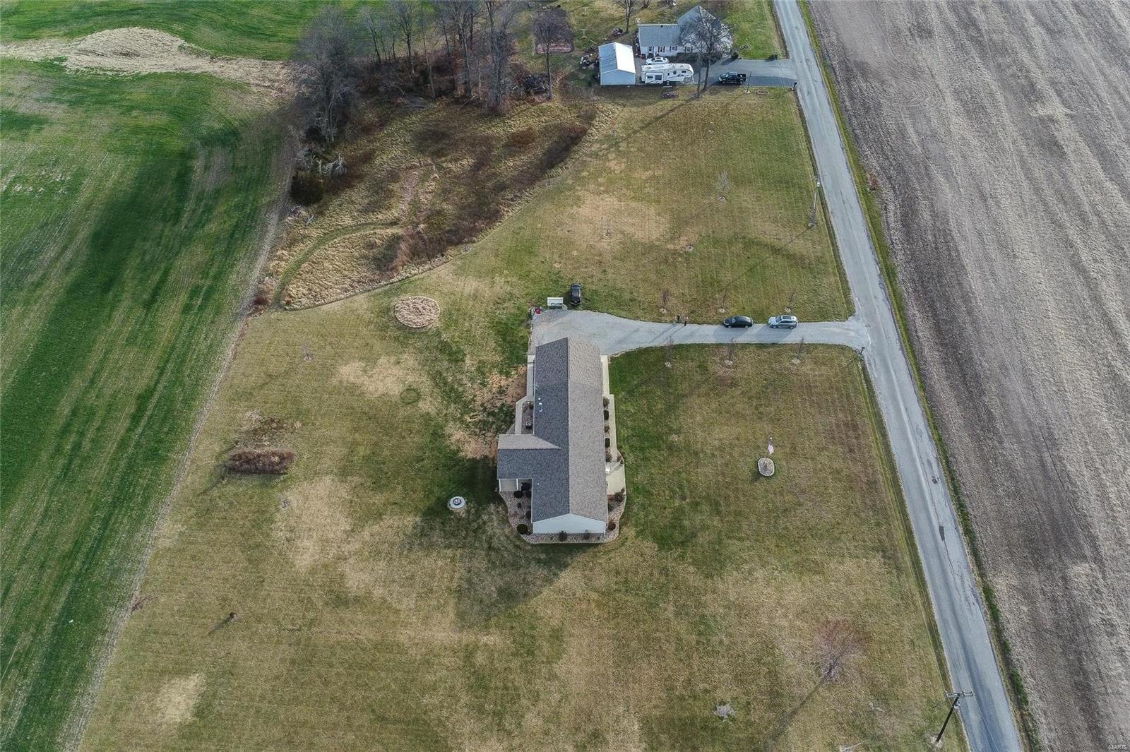 7610 Rod And Gun Club Road Du Quoin, IL 62832 - Photo 8 of 50