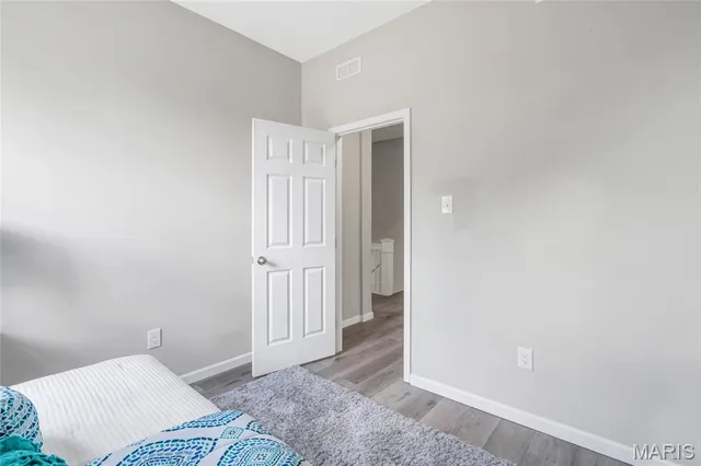 $299,000 | 3447 Dunnica Avenue, St. Louis, MO 63118