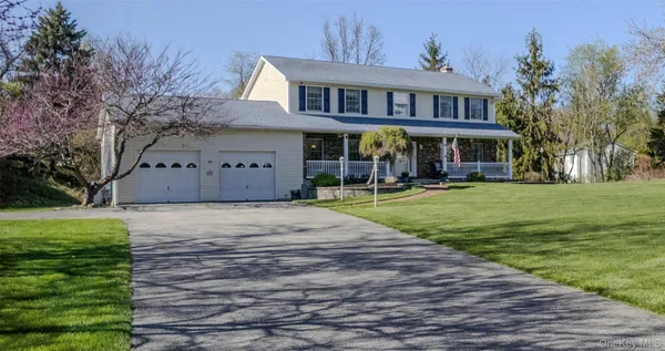 $725,000 | 98 Leo Lane, Poughquag, NY 12570