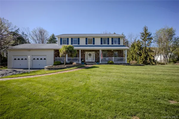 $725,000 | 98 Leo Lane, Poughquag, NY 12570