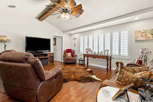 $1,185,000 | 2431 Farm To Market Road 467, Seguin, TX 78155