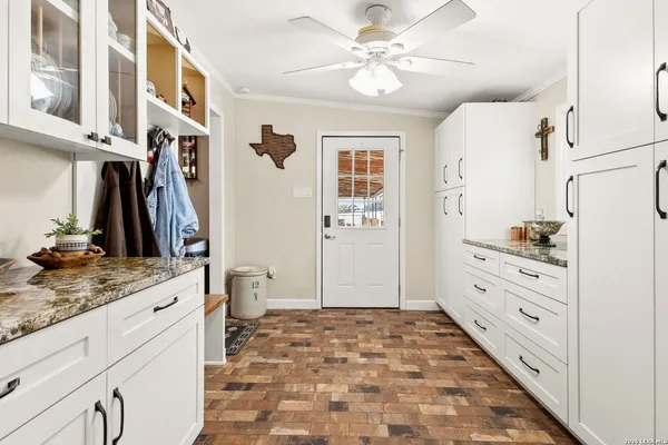 $1,185,000 | 2431 Farm To Market Road 467, Seguin, TX 78155