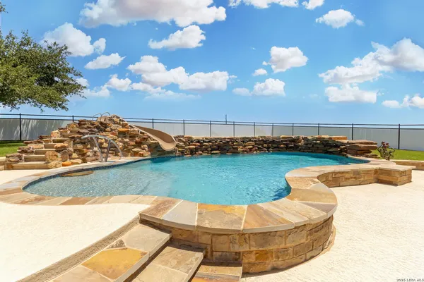 $1,185,000 | 2431 Farm To Market Road 467, Seguin, TX 78155