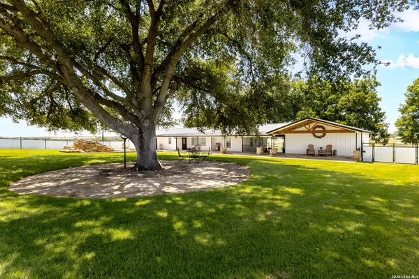 $1,185,000 | 2431 Farm To Market Road 467, Seguin, TX 78155