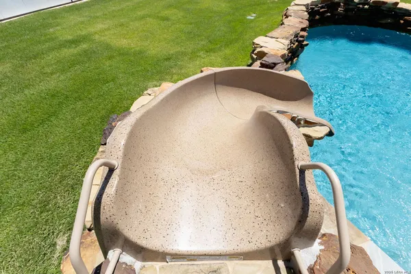 $1,185,000 | 2431 Farm To Market Road 467, Seguin, TX 78155