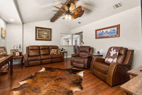 $1,185,000 | 2431 Farm To Market Road 467, Seguin, TX 78155