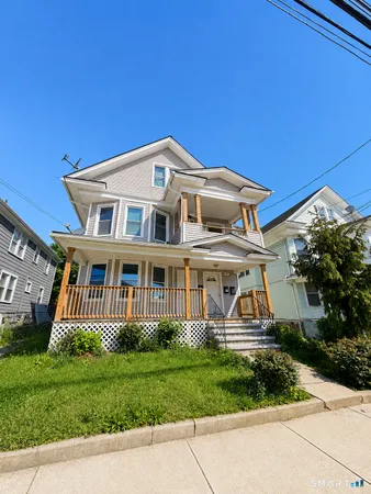 $2,300 | 294 Garfield Avenue, Unit 2, Bridgeport, CT 06606