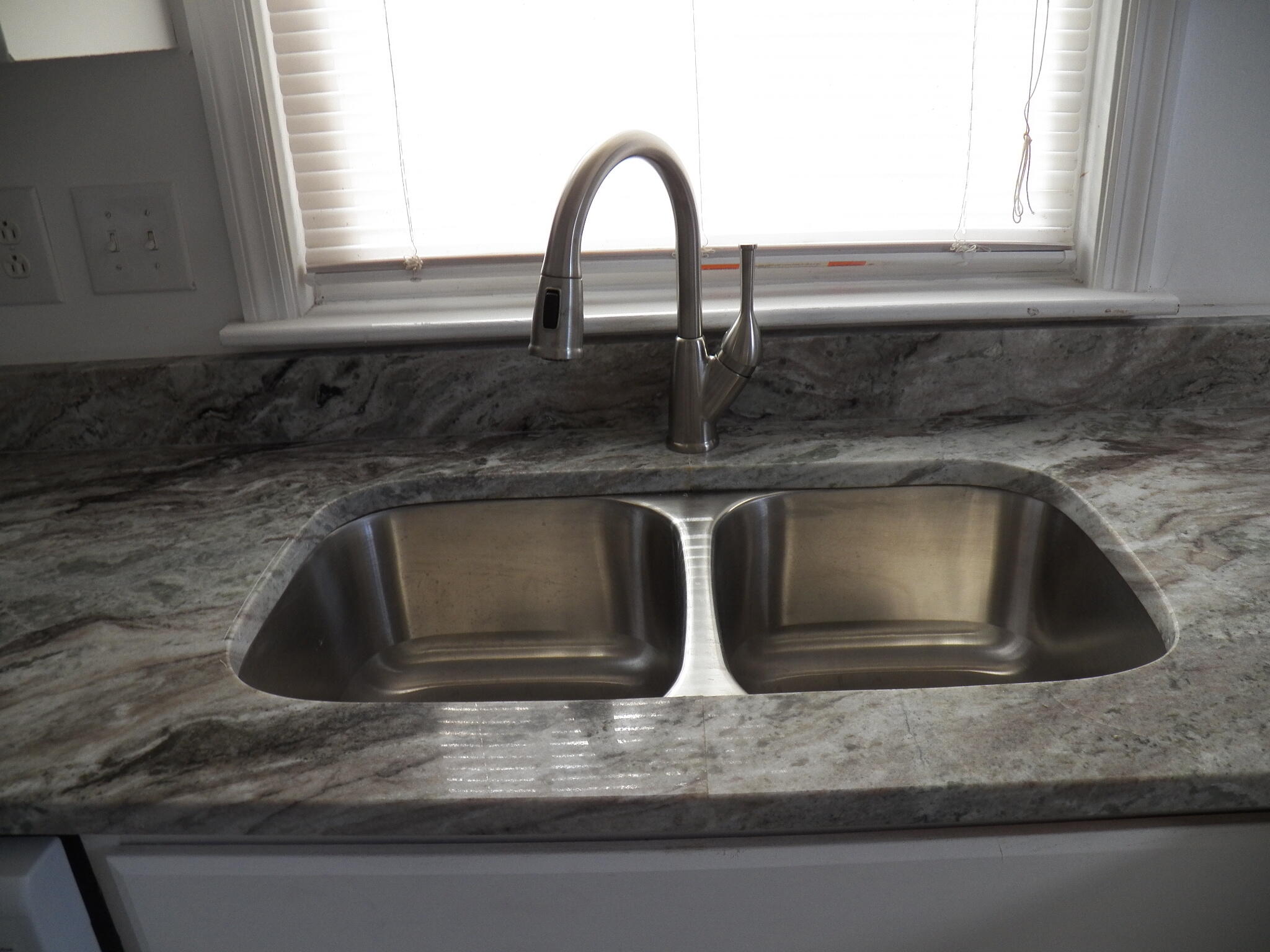 105 Commons Way Goose Creek, SC 29445 - Photo 21 of 26 100_4499