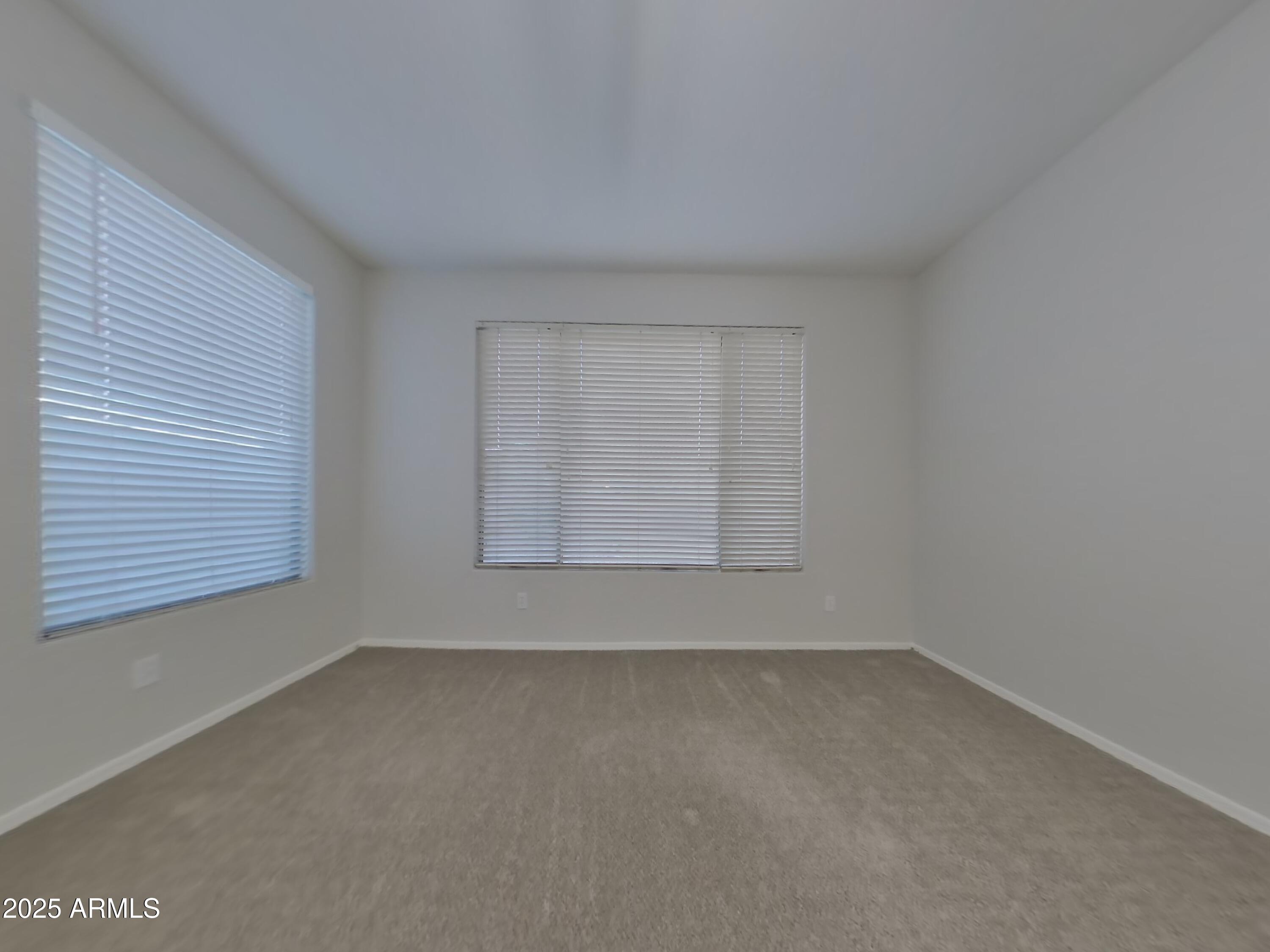 4333 East Ivanhoe Street Gilbert, AZ 85295 - Photo 8 of 16 an empty room with a window