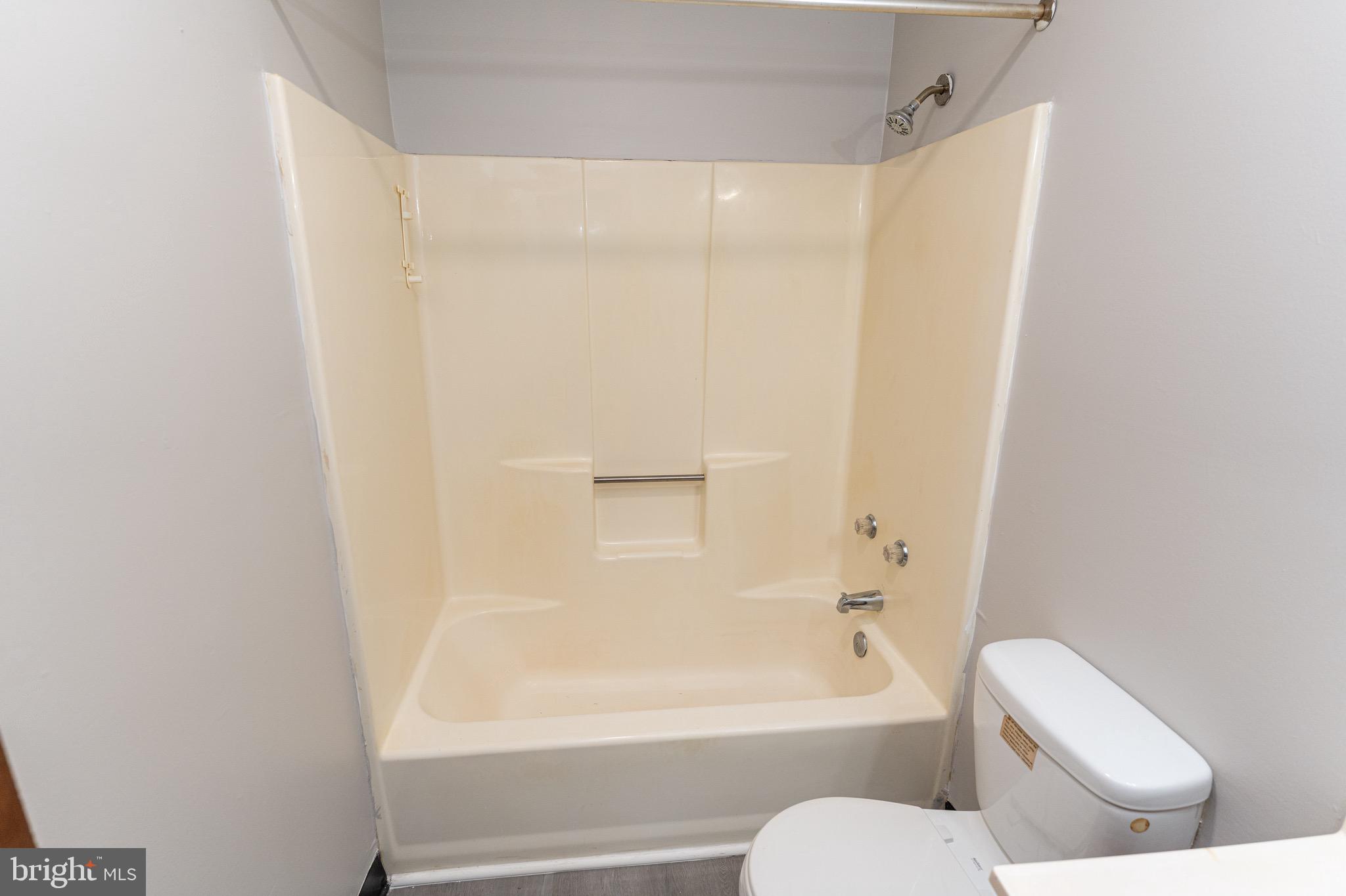 510 South Main Street, Unit 18 Hurlock, MD 21643 - Photo 18 of 24