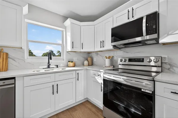 $549,000 | 13690 87th Place North, Seminole, FL 33776