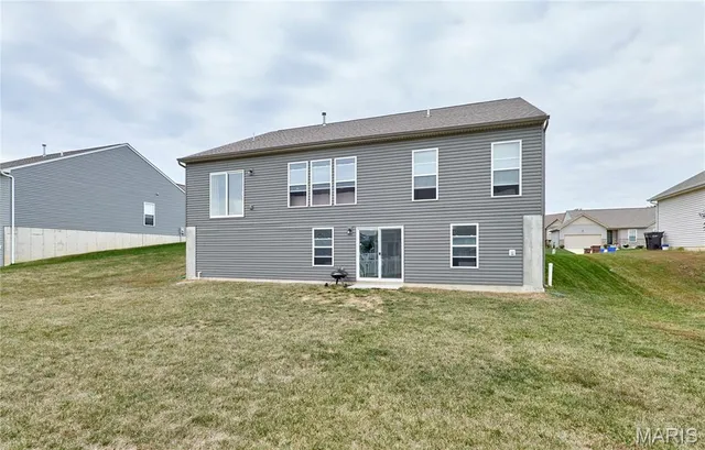 $395,000 | 254 Fox Ridge Lane, Moscow Mills, MO 63362