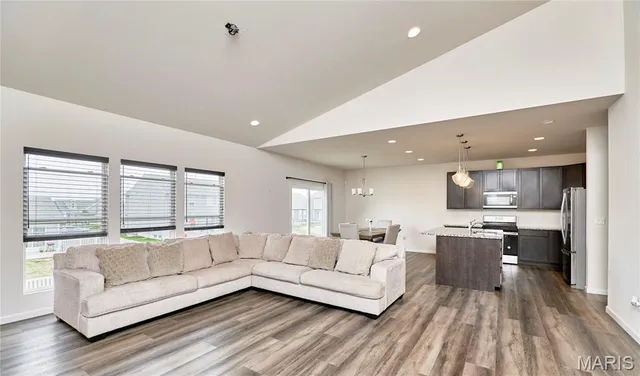 $395,000 | 254 Fox Ridge Lane, Moscow Mills, MO 63362