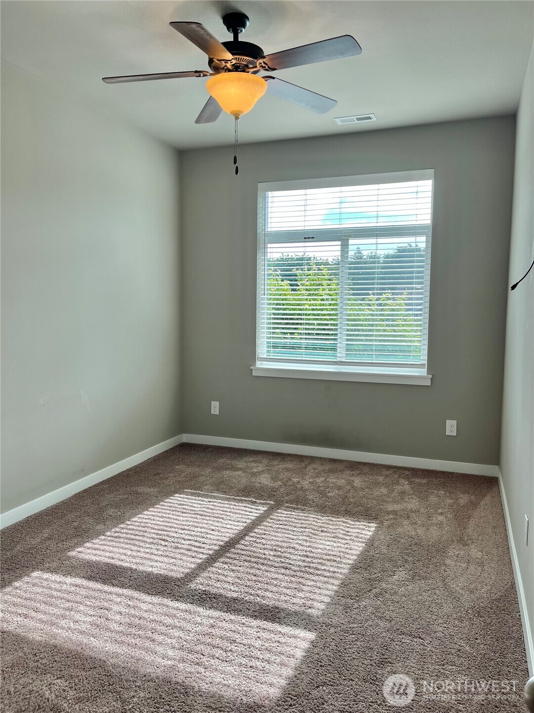 2375 Schley Boulevard Bremerton, WA 98310 - Photo 11 of 30