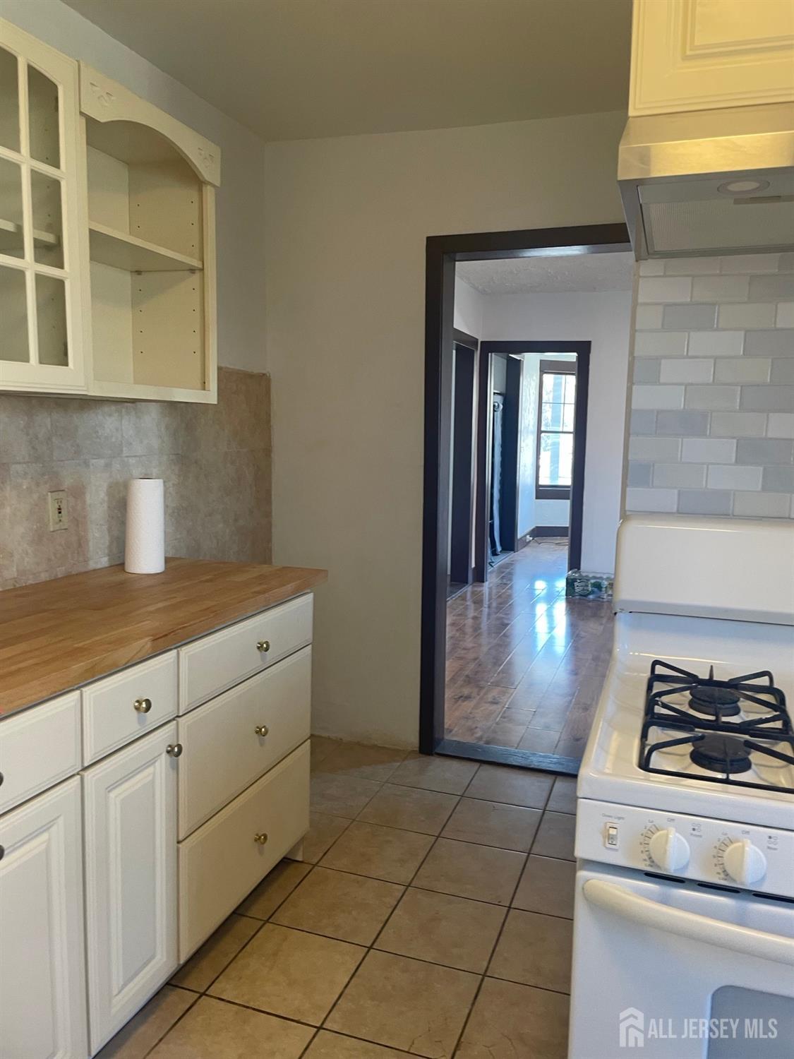 638 Bound Brook Road, Unit A Dunellen, NJ 08812 - Photo 3 of 12