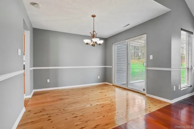 $459,000 | 401 Woodsbrook Drive, Mahopac, NY 10541