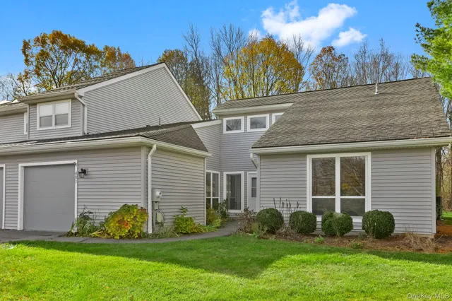 $459,000 | 401 Woodsbrook Drive, Mahopac, NY 10541