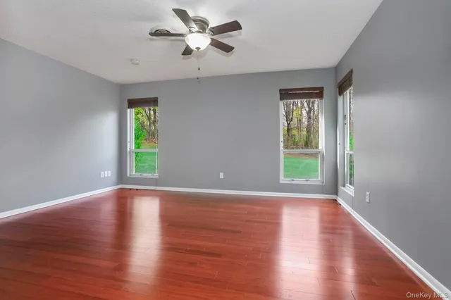 $459,000 | 401 Woodsbrook Drive, Mahopac, NY 10541