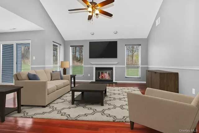 $459,000 | 401 Woodsbrook Drive, Mahopac, NY 10541