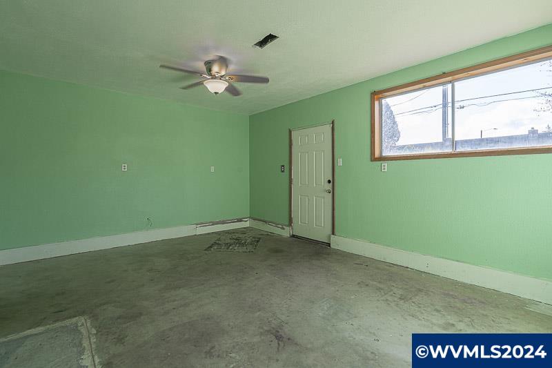 1680 Rainier Road Woodburn, OR 97071 - Photo 36 of 42 Gallery Image 36