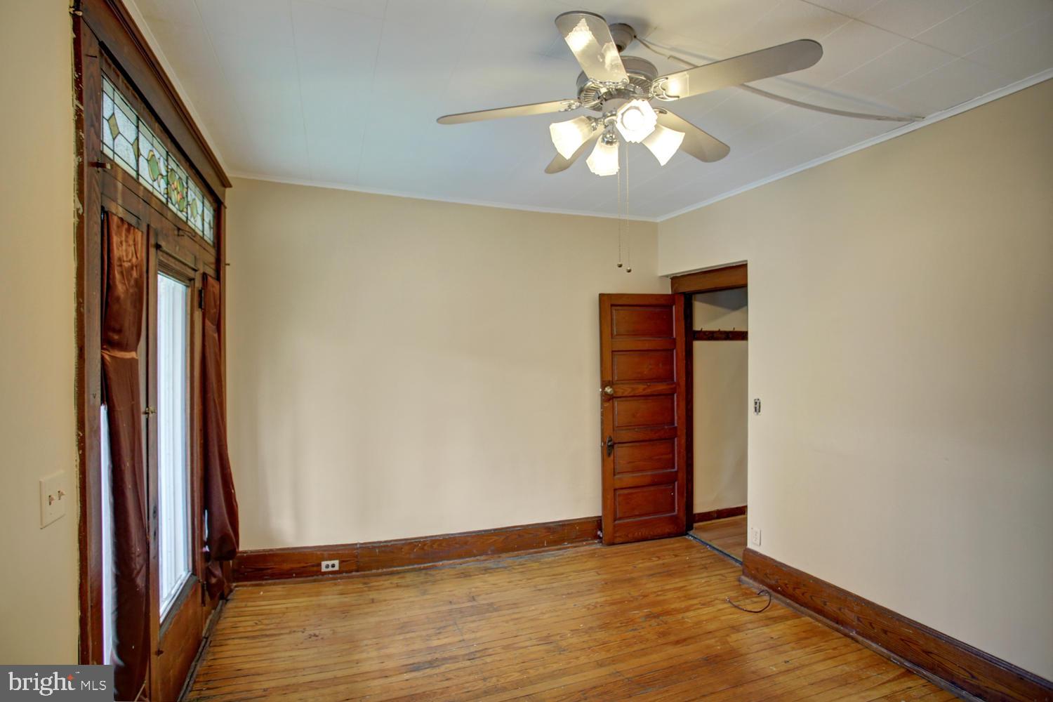 3527 Rutherford Street Harrisburg, PA 17111 - Photo 3 of 18 Gallery Image 3