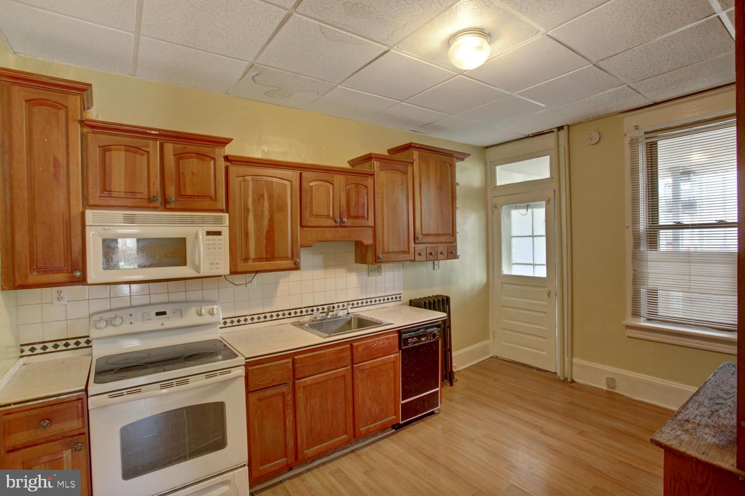 3527 Rutherford Street Harrisburg, PA 17111 - Photo 4 of 18 Gallery Image 4