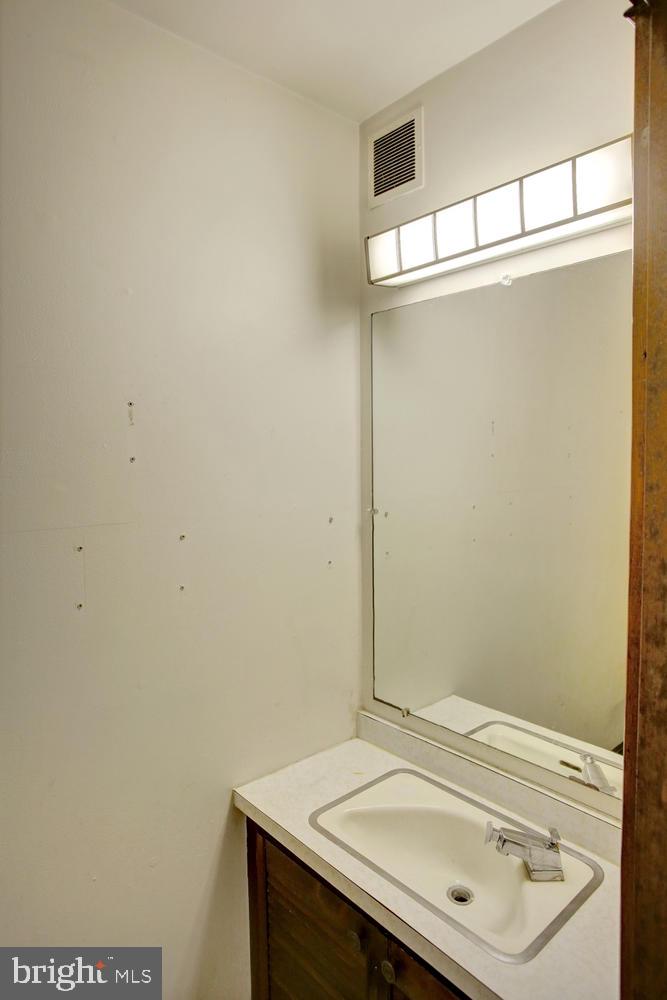 3527 Rutherford Street Harrisburg, PA 17111 - Photo 8 of 18 Gallery Image 8