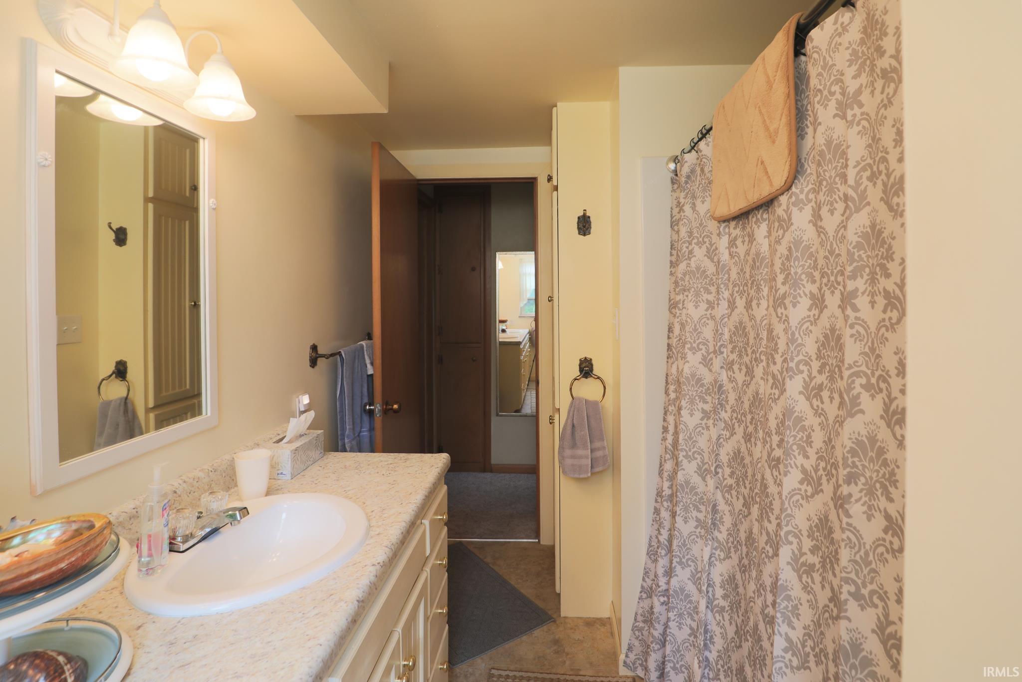 7630 Aboite Center Road Fort Wayne, IN 46804 - Photo 23 of 34