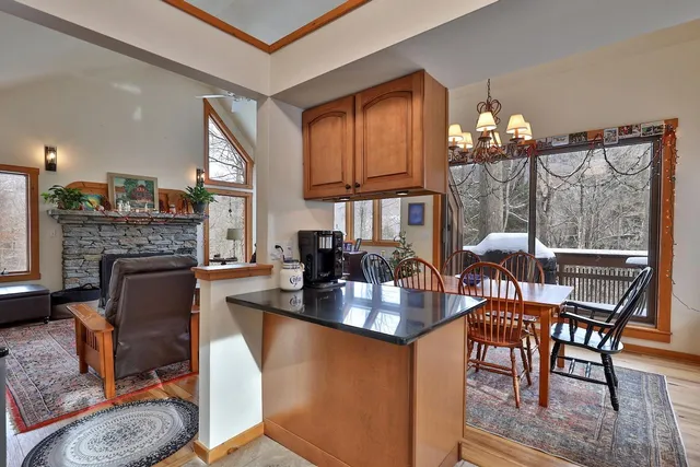 $535,000 | 368 Crimson Hawk Road, Plymouth, VT 05056